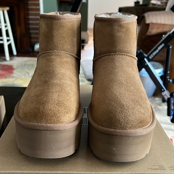 UGG Shoes - UGG CLASSIC MINI PlATFORM